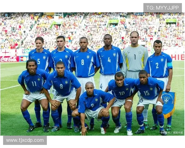 足球比赛中的球员个体能力与团队配合 足球比赛中的球员个体能力与团队配合