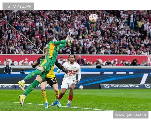 再下一城拜尔传射建功助多特2-0领先十人科隆展现强大实力 再下一城拜尔传射建功助多特2-0领先十人科隆展现强大实力